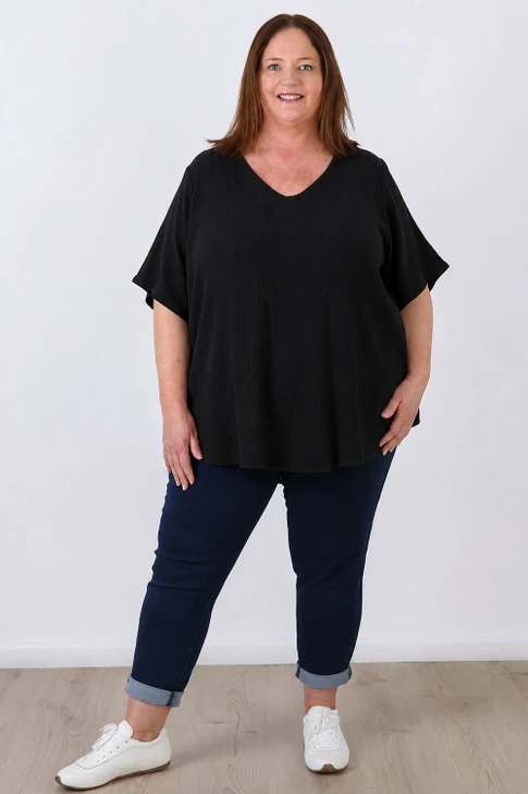 Plus Size Textured Cotton V Neck Top In Black