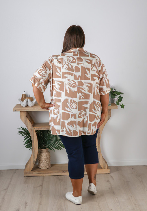 Plus Size Tab Sleeve Latte Shirt In Modern Islander Print