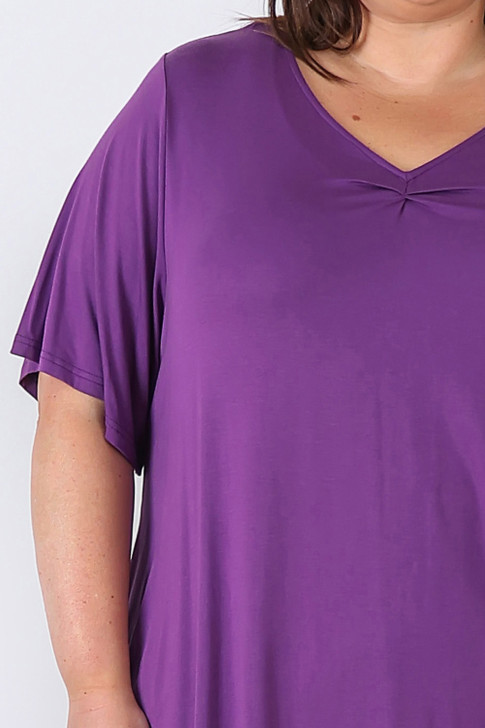 Plus Size Pinched V Neck Top In Purple