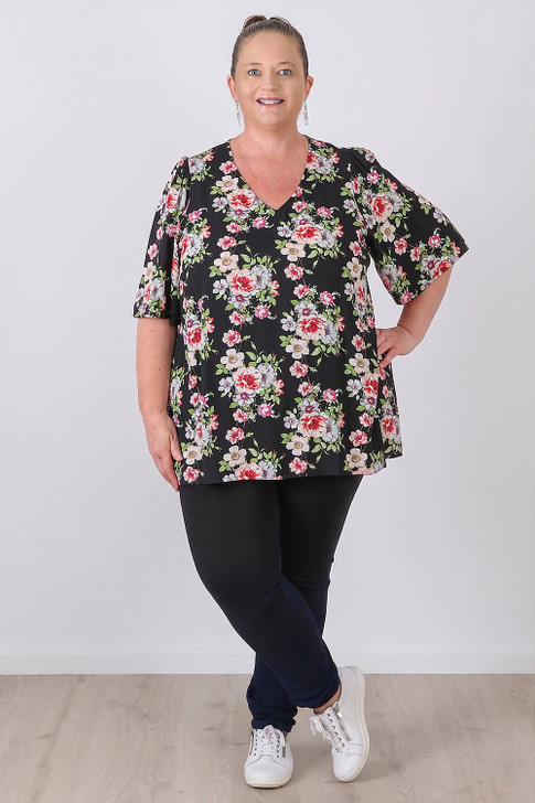 Plus Size Short Sleeve Top In Wild Roses by Curvaceous