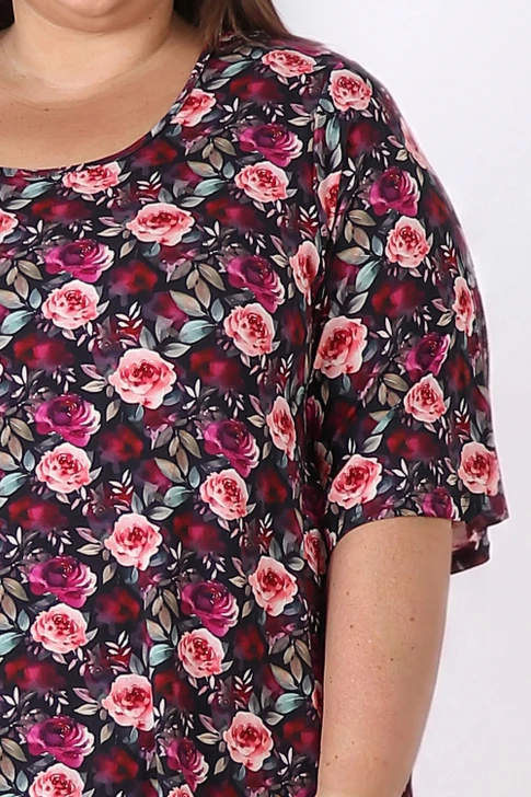 Plus Size Watercolour Roses Scoop Neck Top