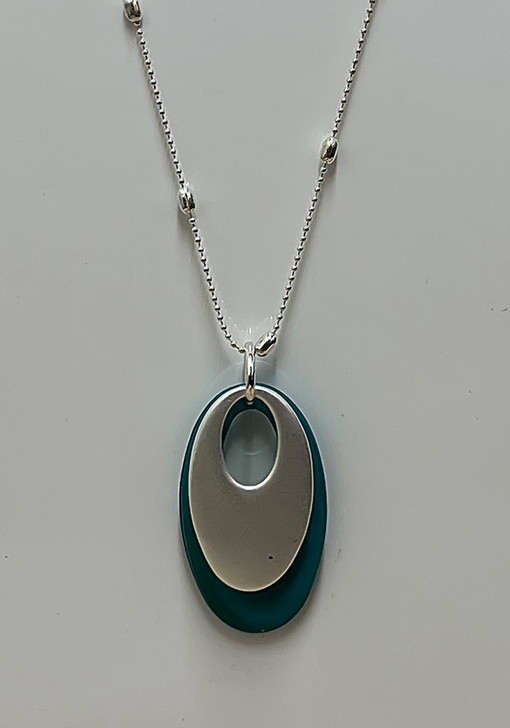 Turquoise And Silver Pendant Necklace 