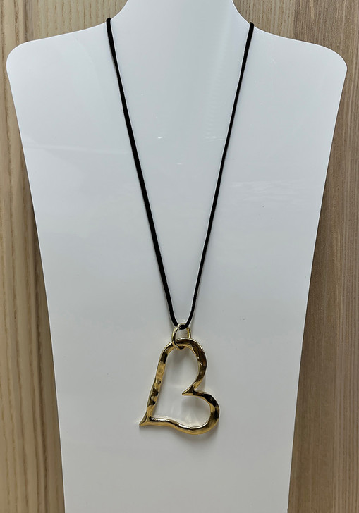 Irregular Heart Pendant Necklace In Gold