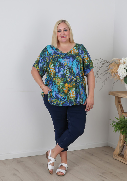 Plus Size Textured Top In Abstract Print