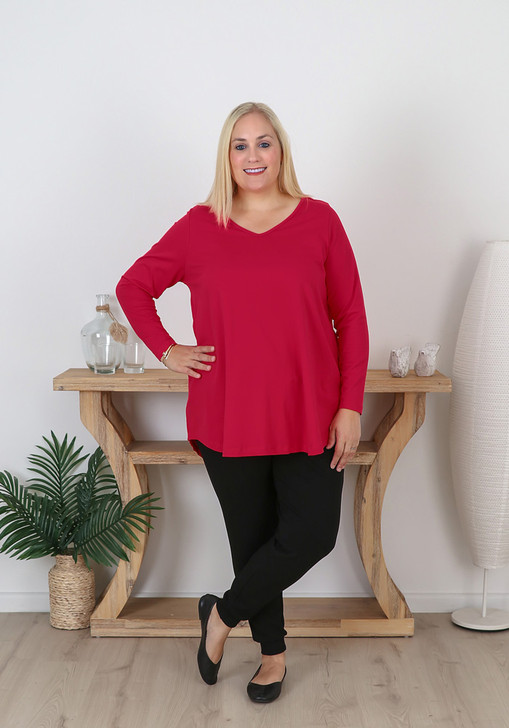 Plus Size Long Sleeve Cotton Top In Red 