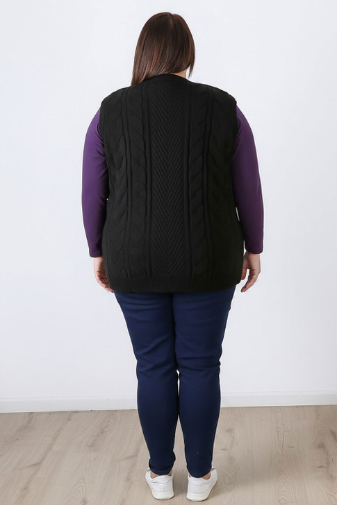 Your Go To Layering Vest In Black