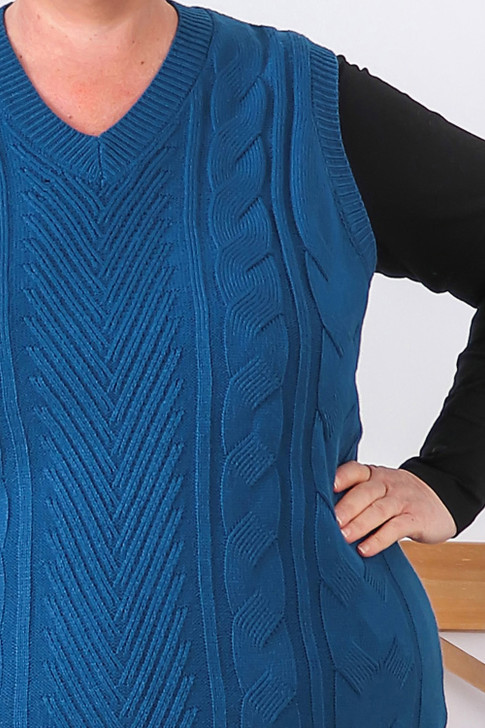 Plus Size Teal Cable Knit V Neck Vest