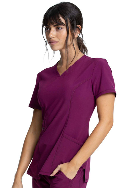 Allura V-Neck Top CKA684: Tailored princess seams, two front pockets, zip cell pocket, side vents. Designed for style and comfort, perfect for busy healthcare professionals.