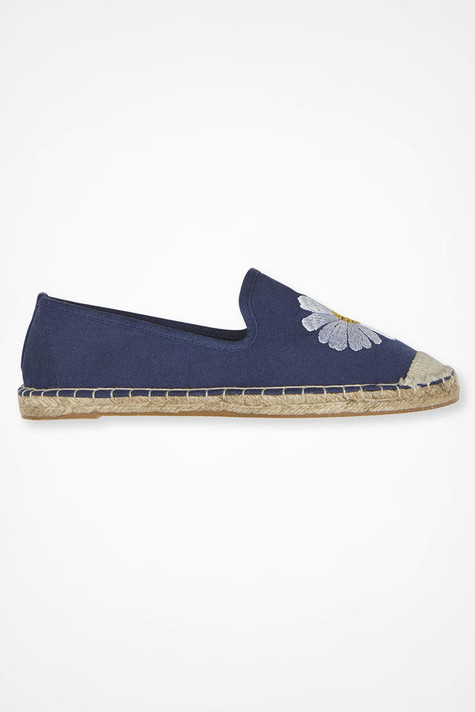 Escape Espadrilles by Walk With Me™