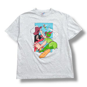 90's Rare Peter pan & Captain Hook Disney t-shirt