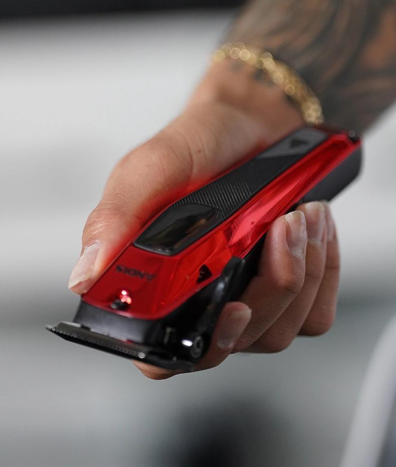 Andis Recon™ Clipper Red Housing