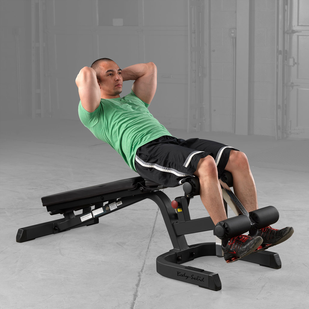 Sit Ups on the Body-Solid GFID71 Heavy Duty Flat-Incline-Decline Bench