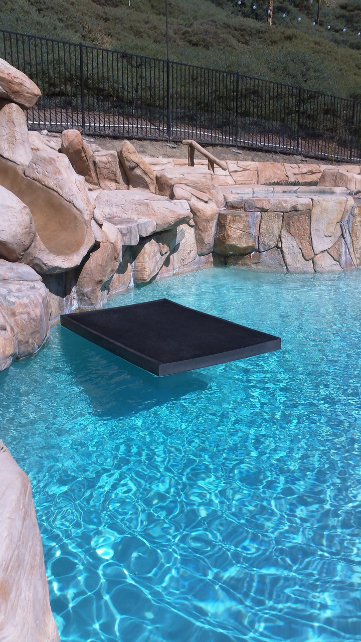Yoga Floating Workout Mat 500 lbs.