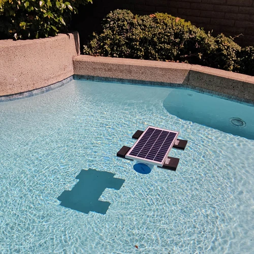 Savior 35w Floating Solar Pool Pump and Filter Cleaner System Hard Case