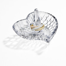 Curve Heart Ring Holder