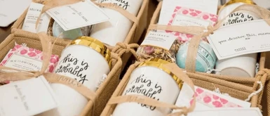 What’s a Bridal Shower? Guide to Bridal Shower Ideas & Gifts