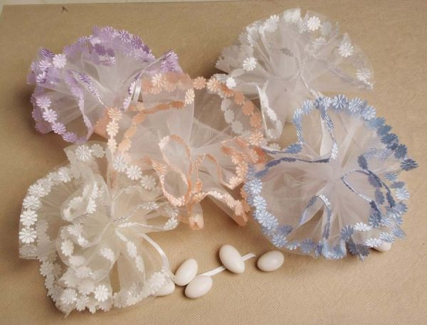 Organza Round Daisy Edge Tulle 25 pc bag