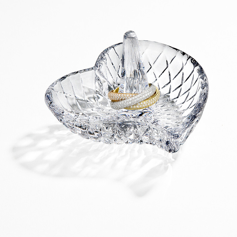 Curve Heart Ring Holder