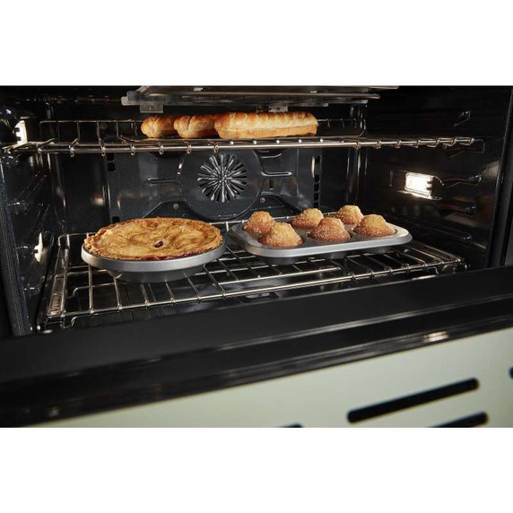 KitchenAid® 36'' Smart Commercial-Style Dual Fuel Range with 6 Burners KFDC506JAV