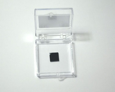 CVD Grown MoTe2 film on sapphire-10mm*10mm