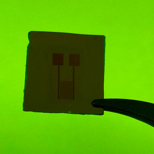 Multi-layer Graphene Electrode on SiO2/Si