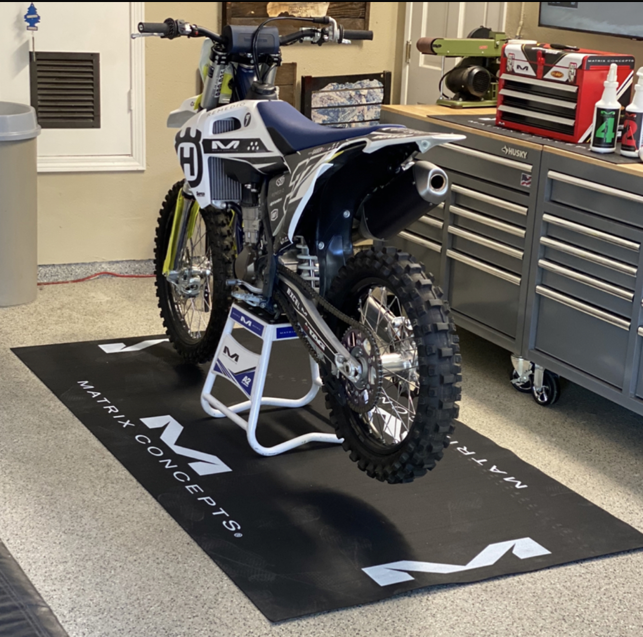 MotoConcepts Rubber Work Mat