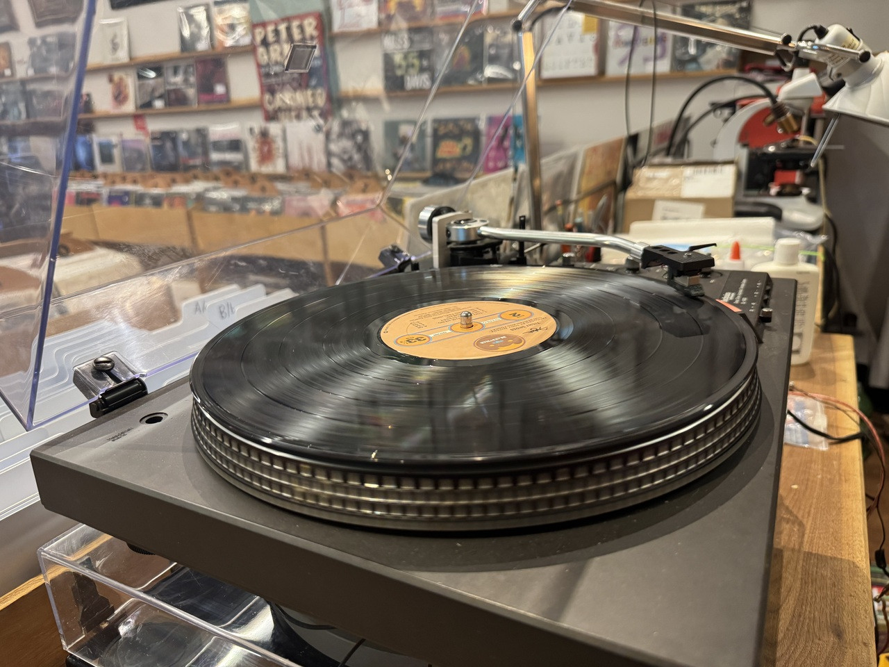 Technics SL-1900 Direct Drive Turntable with ADC cartridge - The