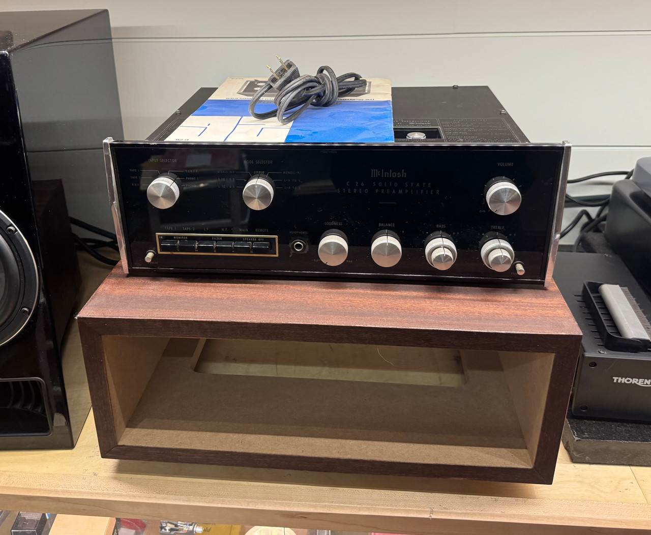 McIntosh C-26 - Fully Refurbished - Wood Sleeve - Owner's Manual