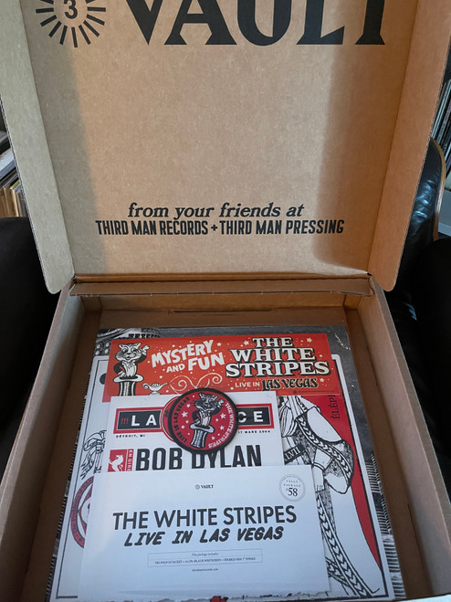 The White Stripes - Live In Las Vegas (Vault Package 58 mint See Description)
