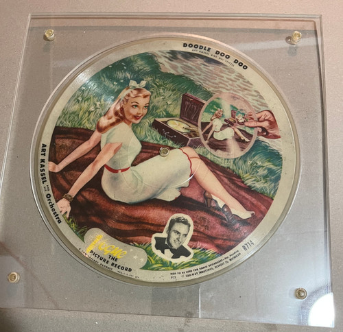 Art Kassel And His Orchestra - Doodle Doo Doo / All I Do Is Wantcha (1947  10” 78RPM Vogue Picture Disc )