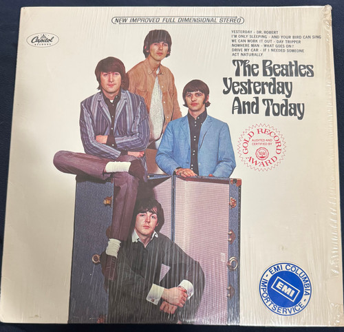 The Beatles - Yesterday and Today (1978 USA Purple Capitol NM/VG+)