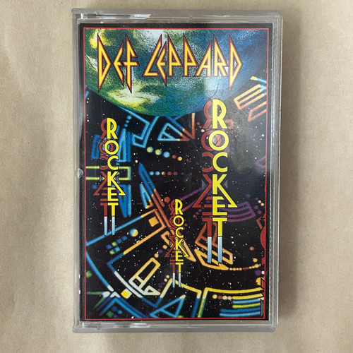 Def Leppard - Rocket CASSETTE (1989, NM/NM)