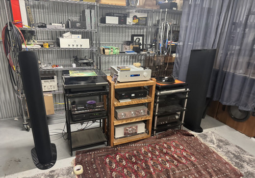 GoldenEar Triton One Speakers with Original Boxes 9/10