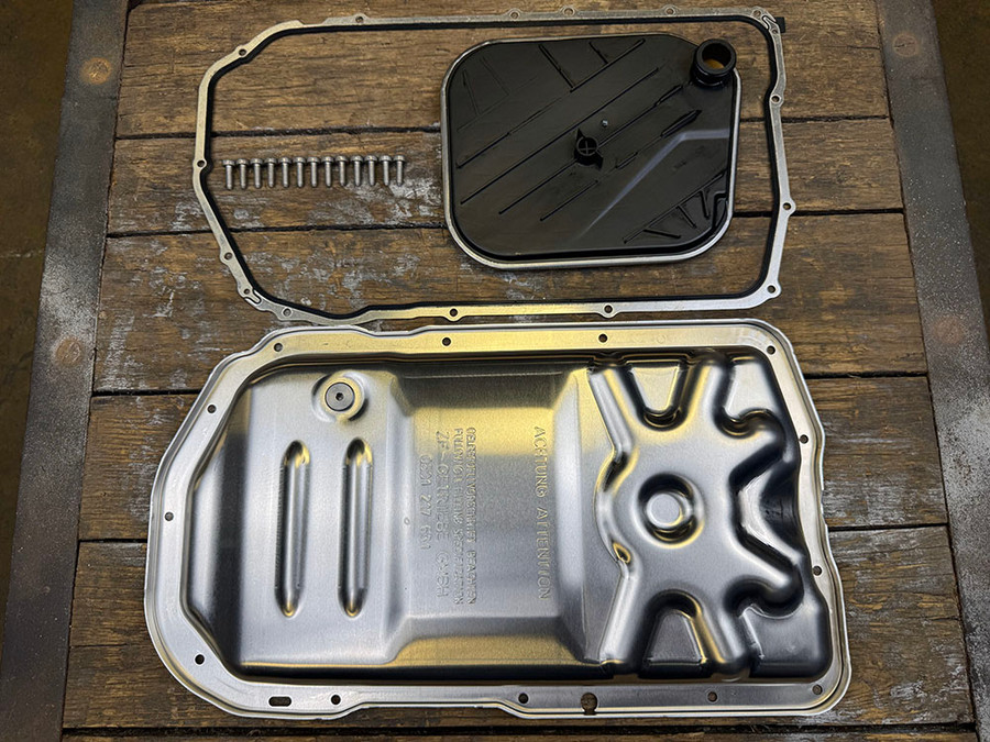 SHR Mopar 8HP90, 8HP95 Transmission Oil Pan & Filter Kit