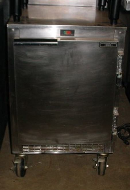 BEVERAGE AIR SMALL U/C COOLER