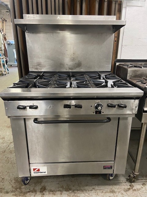 BAKERS PRIDE 415 PIZZA OVEN - NATURAL GAS (A5X921) - Gillette