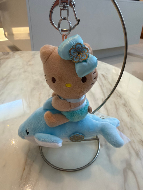 4" Hello Kitty dolphin keychain