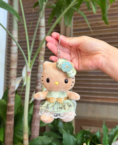 Royal Hawaiian Hello Kitty keychain