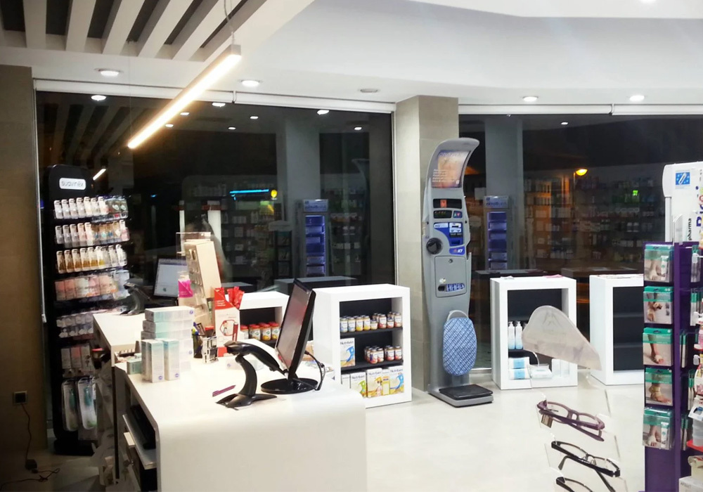 Interior de la Farmacia Torre de Romo en murcia