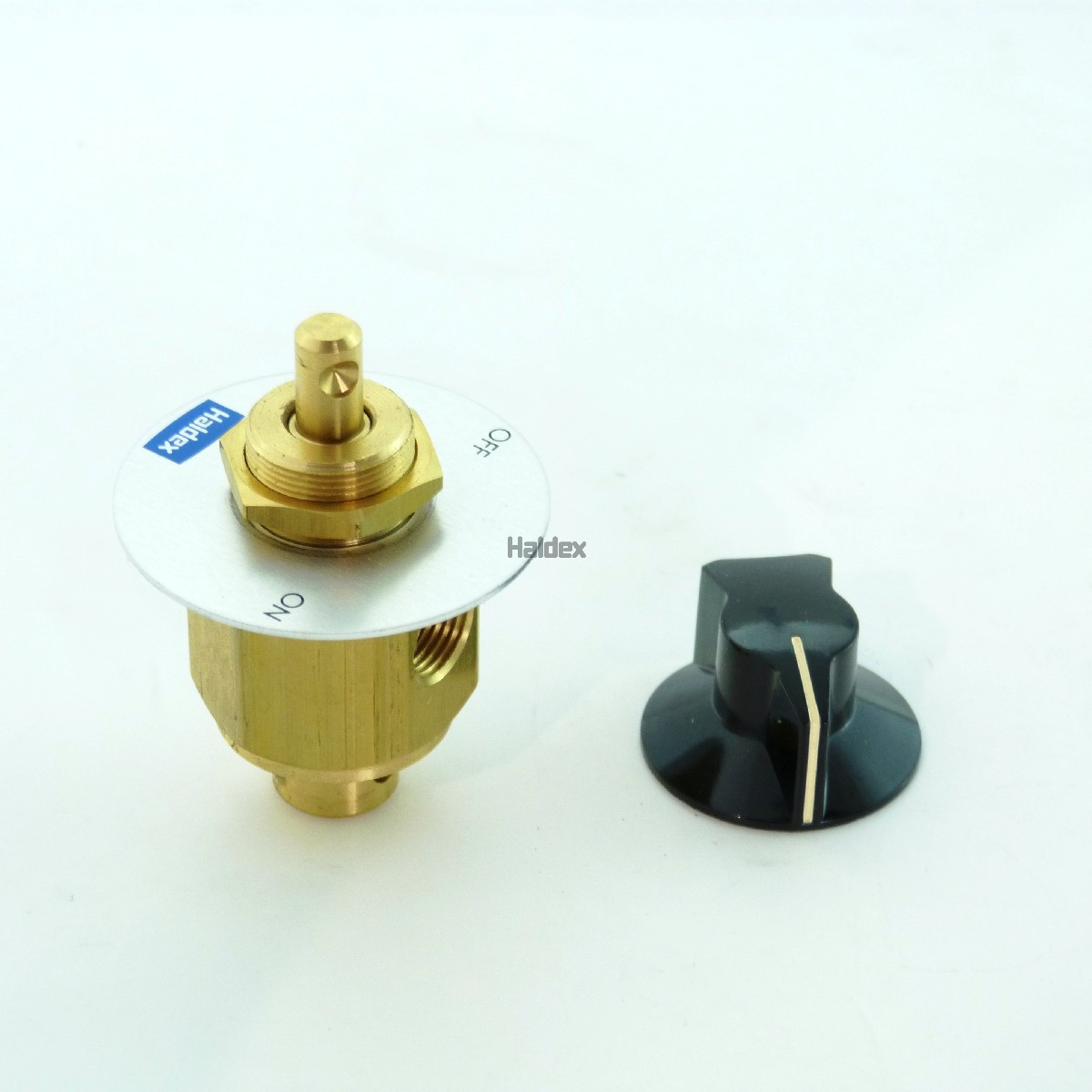 Haldex 90054088 Haldex 90054088 Manually Operated Two Way Pilot Valve