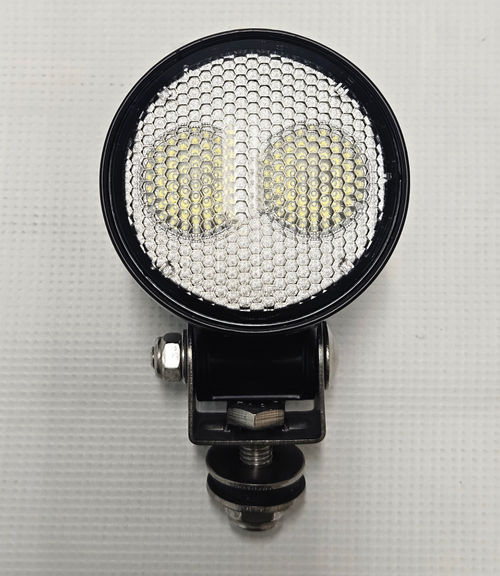 Grote 01-64G1-90 Trilliant T26 Round Work Lamp, Near Pattern, DT Plug, 10-48v- Stud Mount