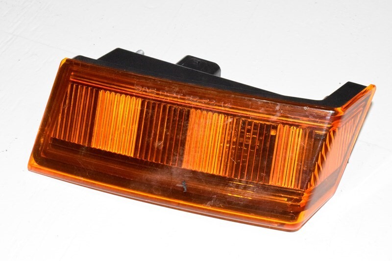 Fender / Side Turn Signal Lamps