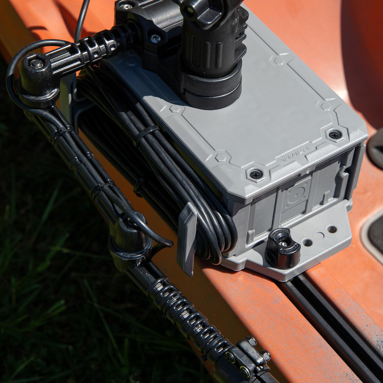 CellBlok Battery Box in Battleship Grey and SwitchBlade Transducer Arm Combo (17)