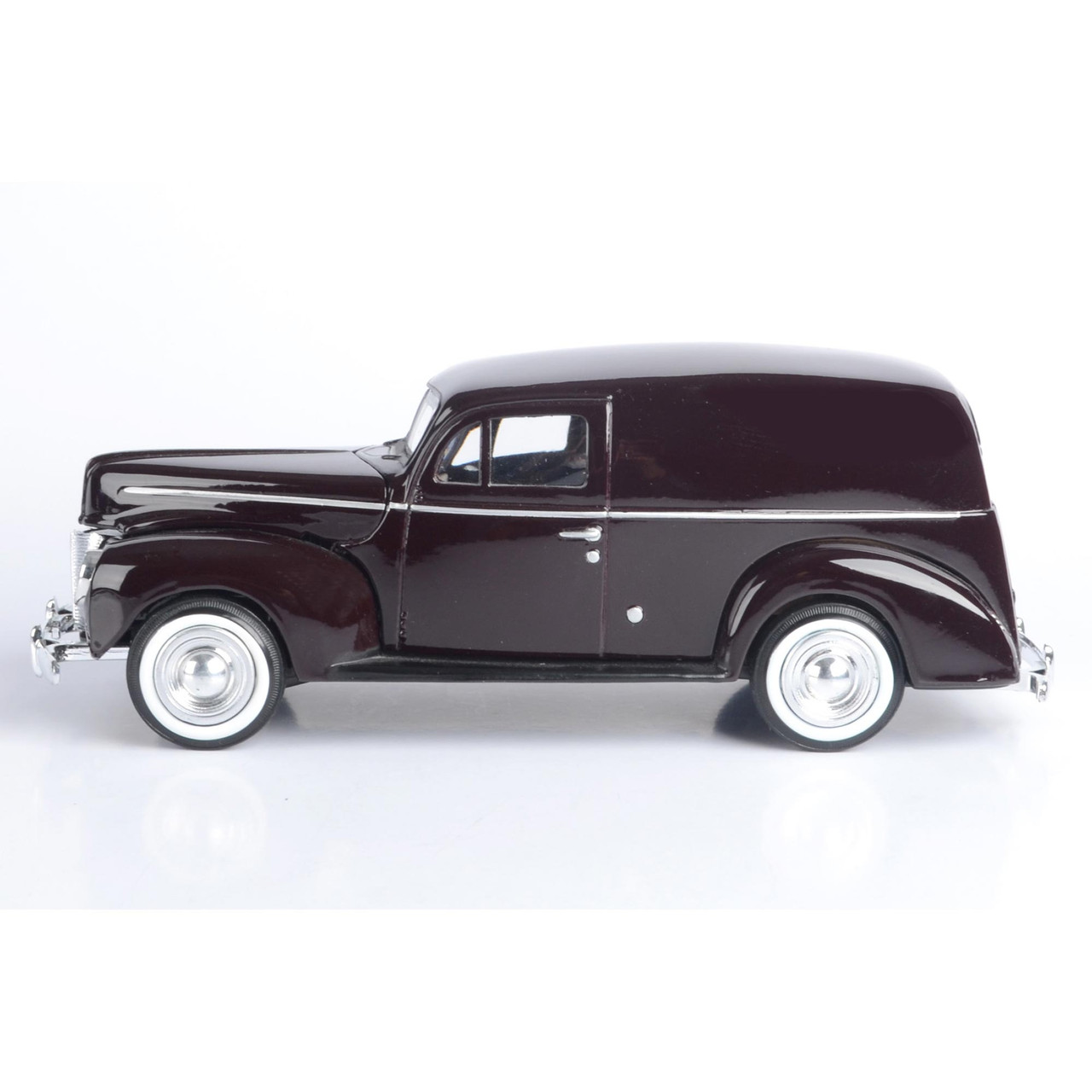 1940 Ford Sedan Delivery-Burgundy 1:24 Scale Diecast Replica Model by  Motormax