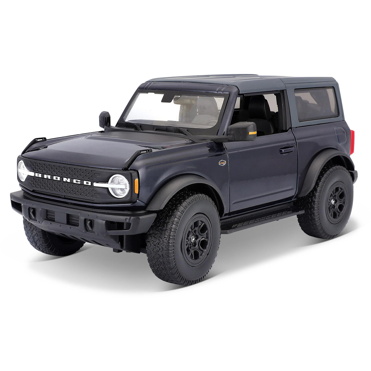 2021 Ford Bronco Wildtrak - Blue 1:18 Scale Diecast Model Truck by Maisto