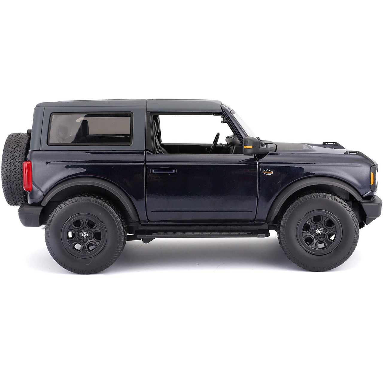 2021 Ford Bronco Wildtrak Blue Diecast Model Truck | Maisto