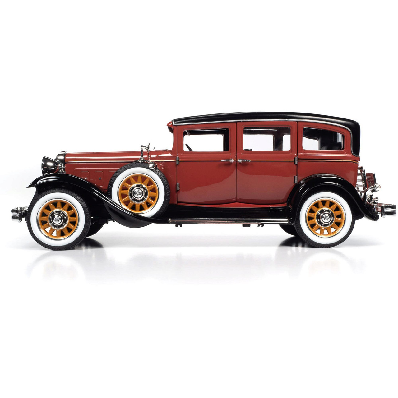 1931 Peerless Master 8 Sedan - Red & Black 1:18 Scale Diecast