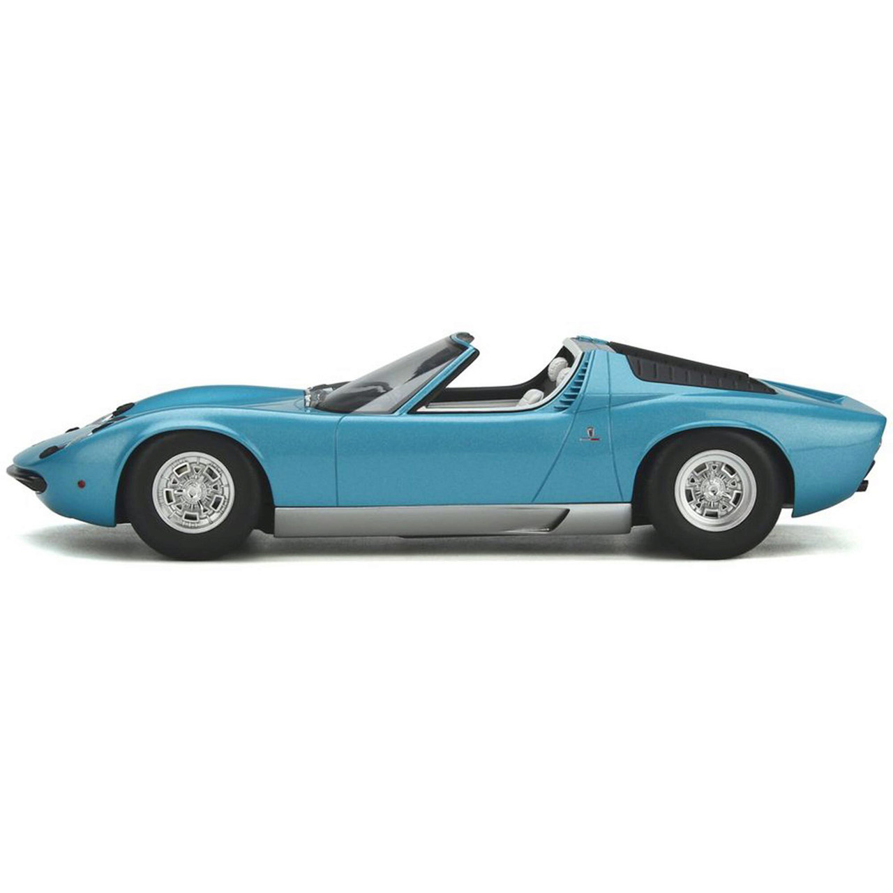 1968 Lamborghini Miura P400 1:18 Scale Cast Resin Model Car by GT Spirit