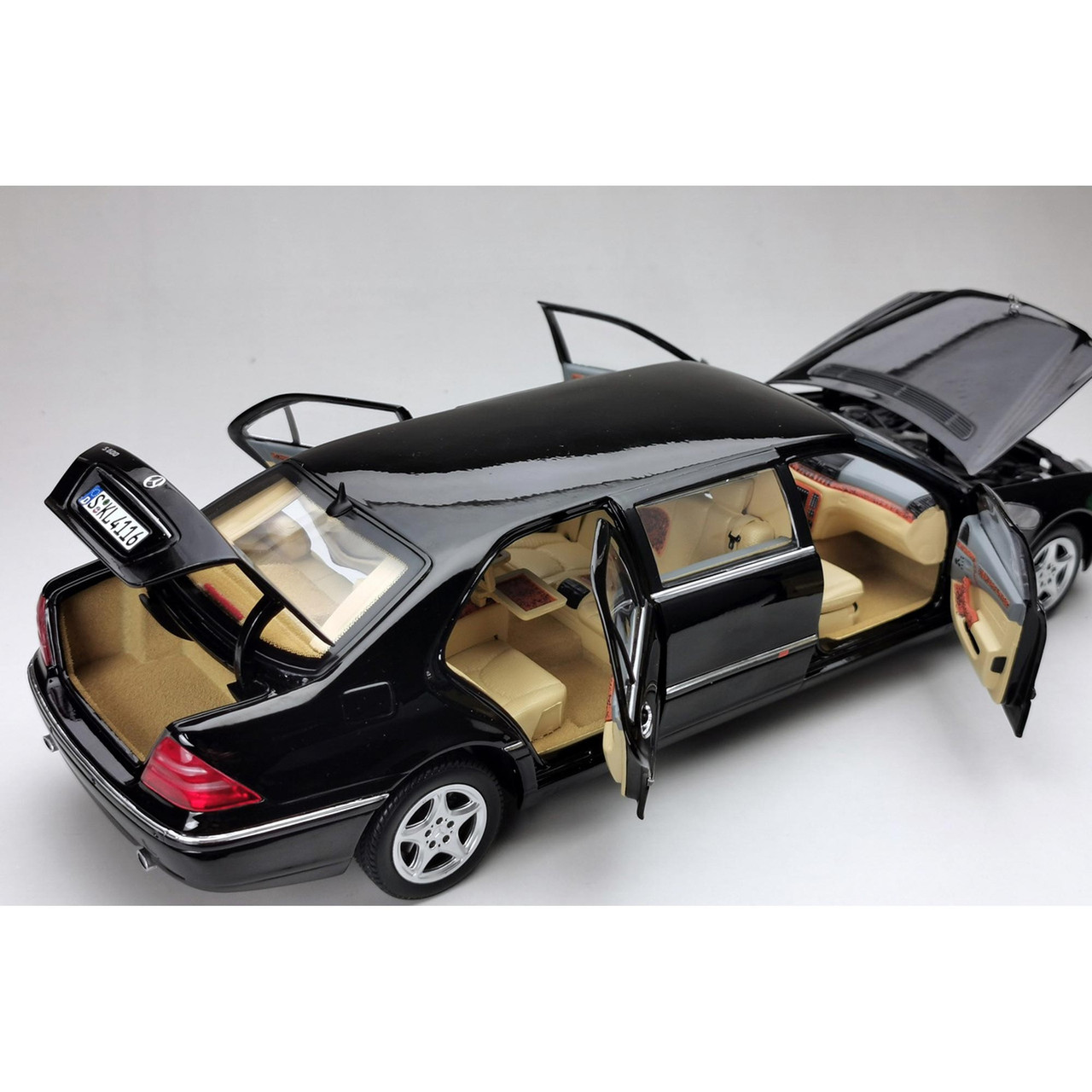 2000 Mercedes-Benz S-Class Pullman Black Diecast Model Car | Sunstar