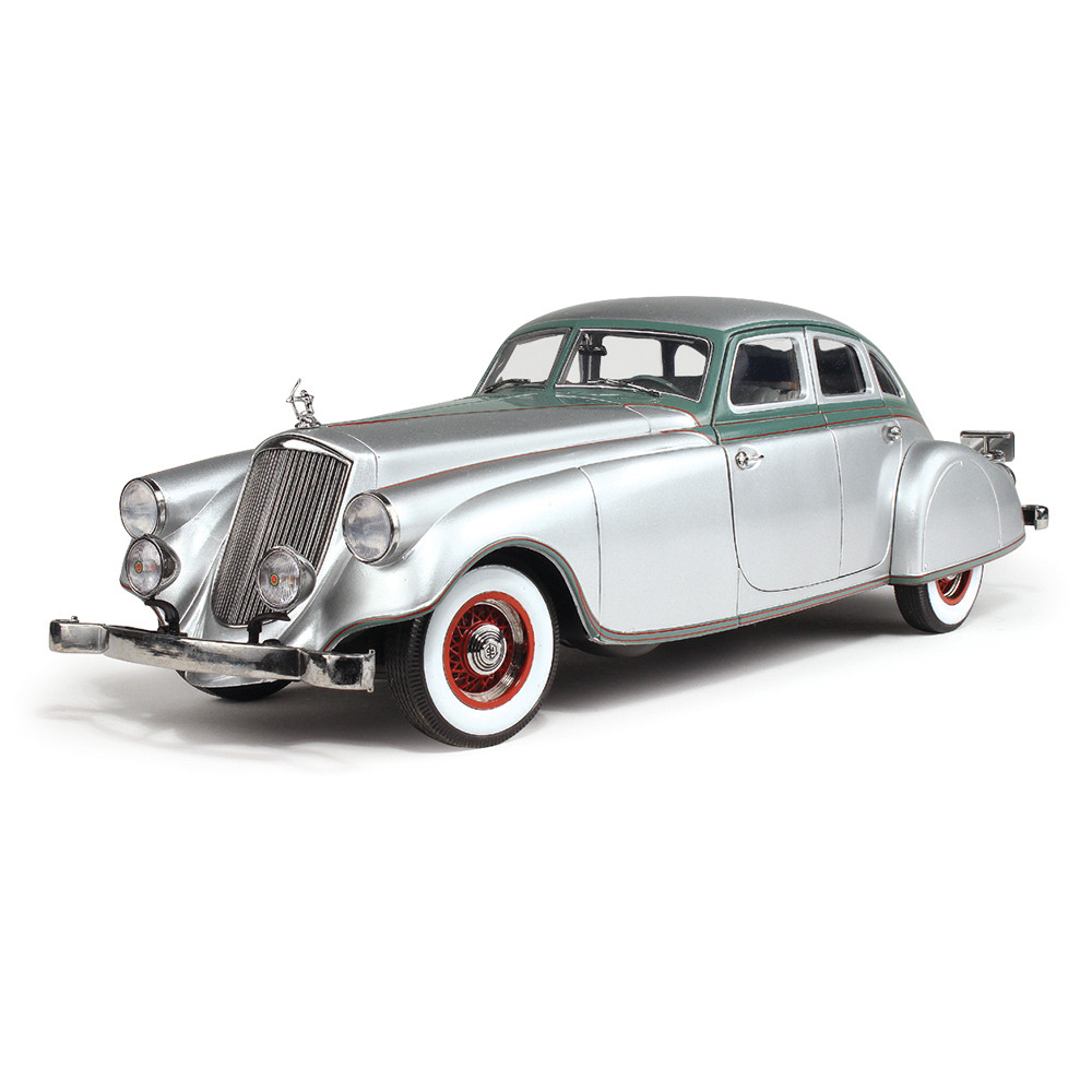 1933 PIERCE-ARROW SILVER ARROW Diecast Model Car | Signature Models